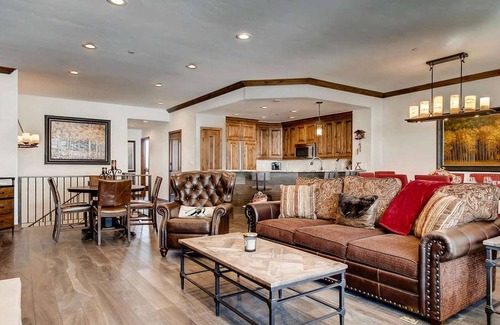 Highlands Townhomes Condo | Ski-In & Out Your Doorstep! Pool/Hot Tub, Great Village Access!