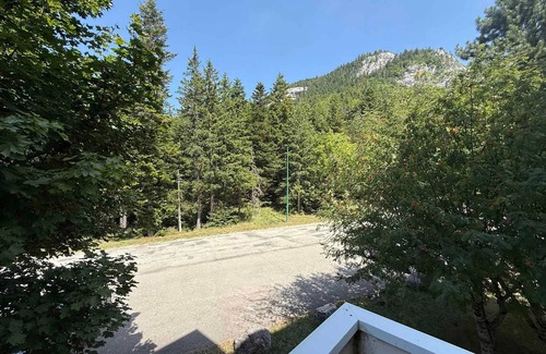 Correncon-en-Vercors Apartment | Ski-in/Ski-out Apartment - Corrençon-en-Vercors, 6 pers