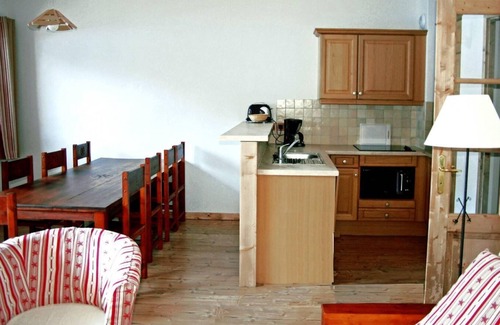 Pralognan-la-Vanoise Apartment | Ski-in/ski-out & foot of the slopes, balcony, tv, ski locker, 41-44m², Pralognan-la-Vanoise