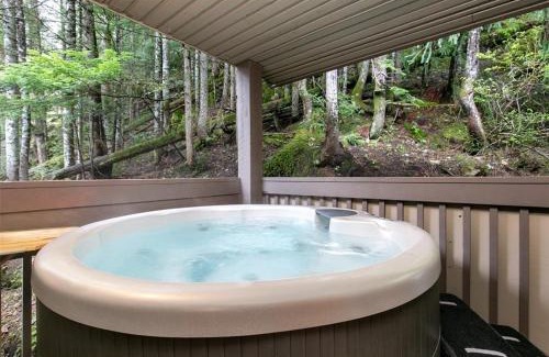 Whistler Creekside House | Ski In Ski Out 3BR Townhome in Creekside by Harmony Whistler
