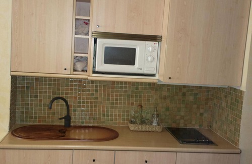 Candanchu Apartment | Ski-in/Ski-out Apartment with Garage in Aisa