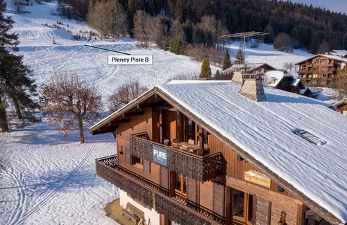 Morzine Apartment | Ski-in, Ski-out Apartment Gentianes - 40m from Pleney Ski Lifts