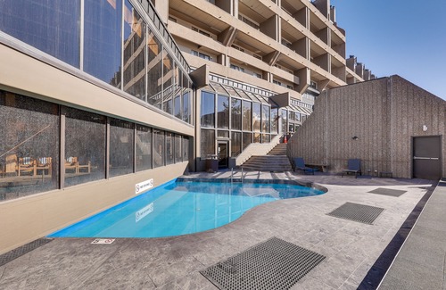 Peak 9 Apartment | Ski-In/Ski-Out Breckenridge Condo w/Resort Perks!