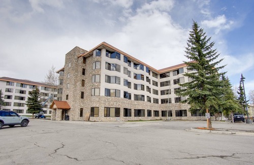 Crested Butte Apartment | Ski-In/Ski-Out Crested Butte Studio w/Pool Access