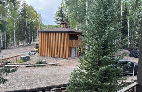Beaver Condo | Ski in Ski out Family Condo @ Eagle Point