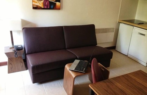 Valberg Apartment | Ski-in/ski-out & foot of the slopes, tv, ski locker, 18-22m², Valberg/Beuil