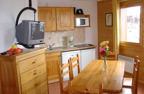 Plagne Soleil Apartment | Ski-in/ski-out & foot of the slopes, balcony, 32-38m², La Plagne