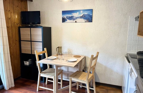 Les Gets Apartment | Ski-in/Ski-out Studio in Les Gets - Near Shops & Lifts