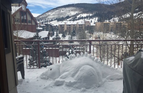 East Village at Copper House | Ski-In/Ski-Out Super Bee Lift
