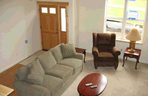 Truckee House | Ski Lease 3-bedroom townhome in Truckee