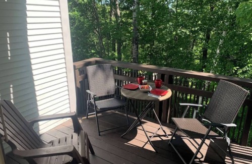 Central Vermont- Killington House | Ski On/Off at the Sunrise Mountain Chalet