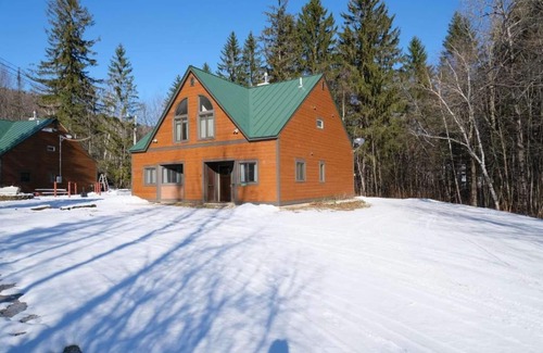 Central Vermont- Killington Cabin | ☆ SKI ON/OFF! ☆ Spruce Glen 4 acre Retreat on Great Eastern Trail