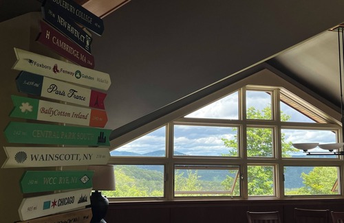 Central Vermont- Killington House | Ski-on Ski-off located on Bear Mountain @Killington