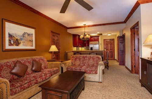 Park City Villa | Ski Park City Utah! Family Friendly-including your pet! Ski In and Ski Out.
