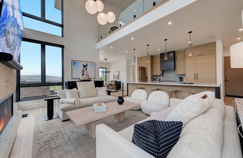 Park City House | Ski Retreat at Canyons Village, sleeps 12