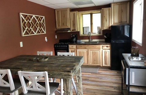 Ghent House | Ski Right Inn - Family Space-Slopeside-Winterplace