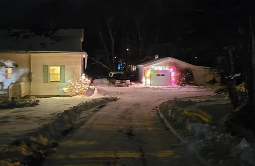 Deer Lake House | Ski, Snowmobile, hike, golf or rest and relax at the cross roads of Newfoundland