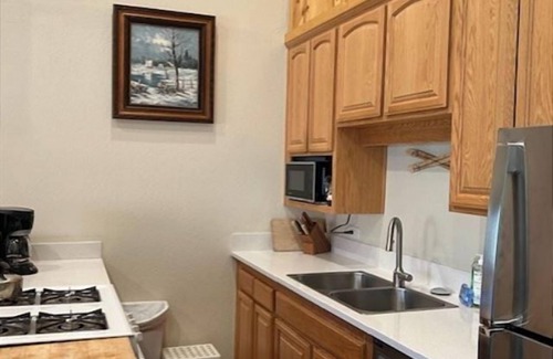 Truckee Condo | Ski Trail Condo in Northstar