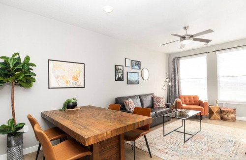 Draper Apartment | Ski, Work, Relax, Enjoy - Luxury Living!