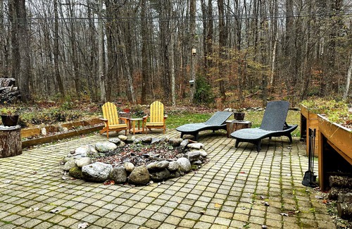 Plymouth House | Skiers Paradise, 15 min to Okemo and Killington