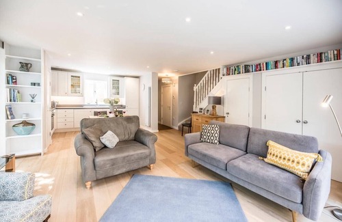 Southwold Apartment | Skimming Stones, Southwold