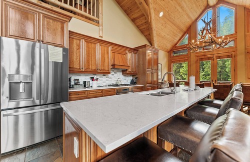 River Run Condo | Skip the Ritz—Renovated Ski-In/Ski-Out Penthouse with Soaring 25-Ft Ceilings