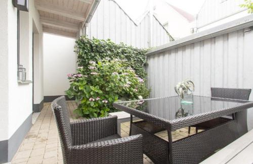 Warnemuende Apartment | Skipperlodge - Versteck am Strom