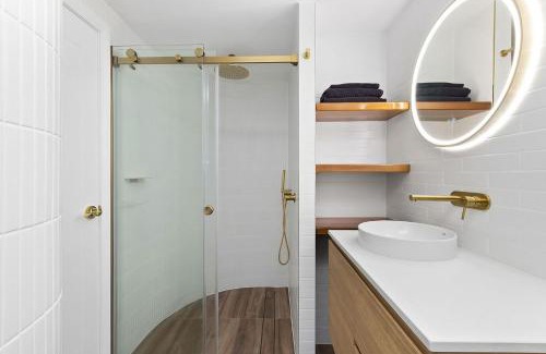 Lemon Tree Passage Apartment | Skippers Landing