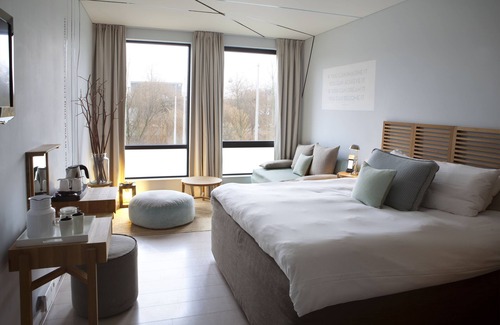 Slotervaart Hotel | Skotel Amsterdam, Hotelschool The Hague