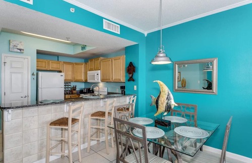 Navarre Beach Apartment | Sky Meets The Sea: Stunning 11th Floor Unit in Summerwind West!