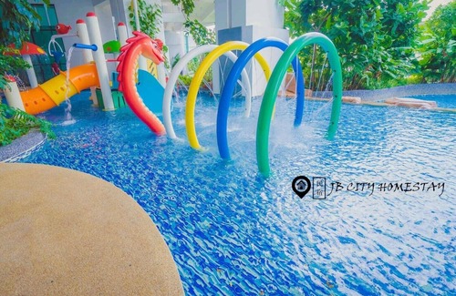Setia Tropika Apartment | Sky Peak (9pax) ホームステイ @ JB City Homestay