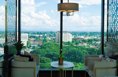 Chang Khlan Apartment | Sky pool Holiday home near Tha Phae Gate Old town 2 bedroom
