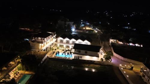 Pottuvil Division 2 Hotel | SKY SEA-Arugambay