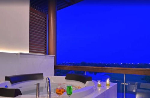 Bang Phli Apartment | Sky Suite with 1 bedroom - 2