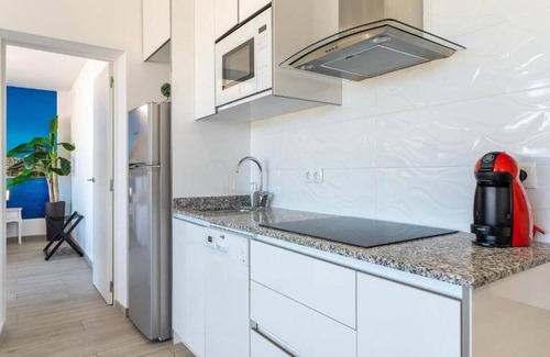 Alicante Apartment | Sky Suites Alicante - 1bedroom apartment in a 28th floor