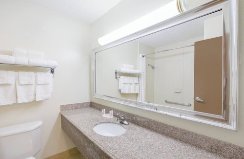 Tulsa Hotel | Sky Tree