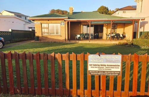 Onrus House | Skye Cottage Onrus