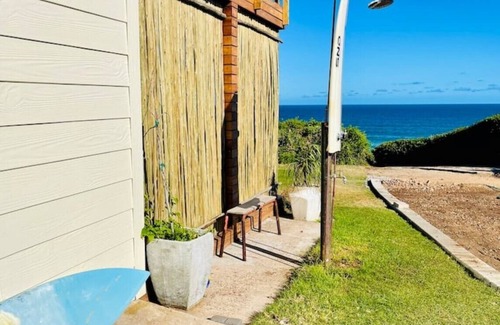 Klein Brak River Cottage | Skye Sea Cottage: Seaviews, Deck, Fireplace, Wifi