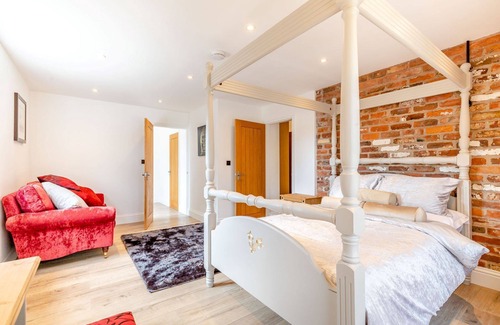 Prestbury Cottage | Skyfall - Luxury Cottages