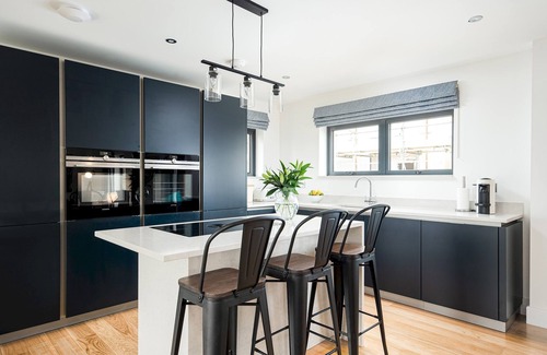 Holworth House | Skyfall (OI21), Silverlake, Dorset