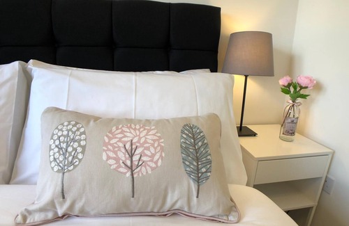 Bourton Cottage | Skylark Cottage - Bourton on the Water. Modern detached 3 bed property sleeps 6.