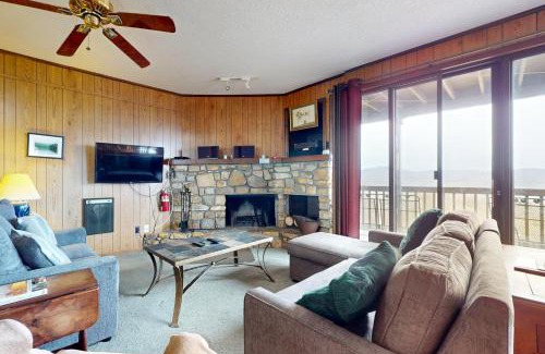 Sugar Mountain Apartment | Skyleaf Villa 801