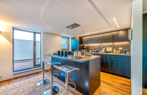 Vatican Villa | Skylife Apartment Blush