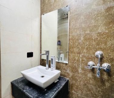 Greater Noida Apartment | Skylight Studio