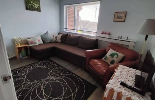 Fareham Apartment | Skylight View - great views- home from home experience- quiet residential area,