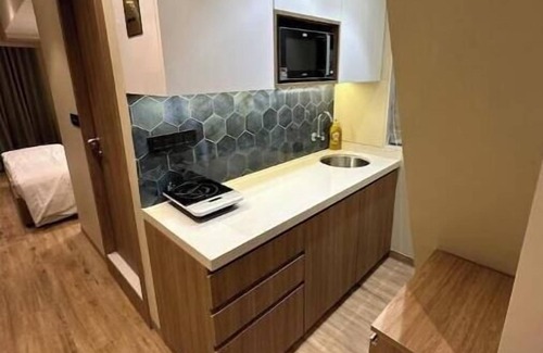 Khar Apartment | Skyline B : A Cozy Studio Apartment