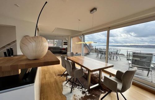 Ueberlingen Apartment | Skyline