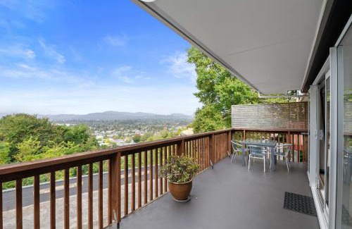 Rotorua House | Skyline Staycation - Rotorua Holiday Home