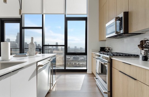 River West Apartment | Skyline View Duo for Groups: Unmatched Luxury Stay