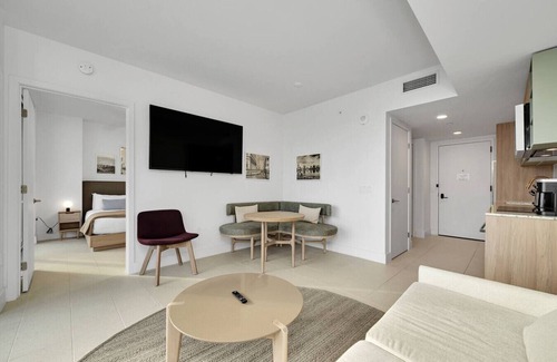 Downtown Miami Condo | Skyline Views | 44th Floor Across Kaseya Center